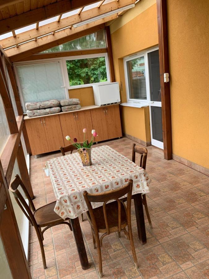 Eötvös Vendégház Hajdúszoboszló Exterior foto